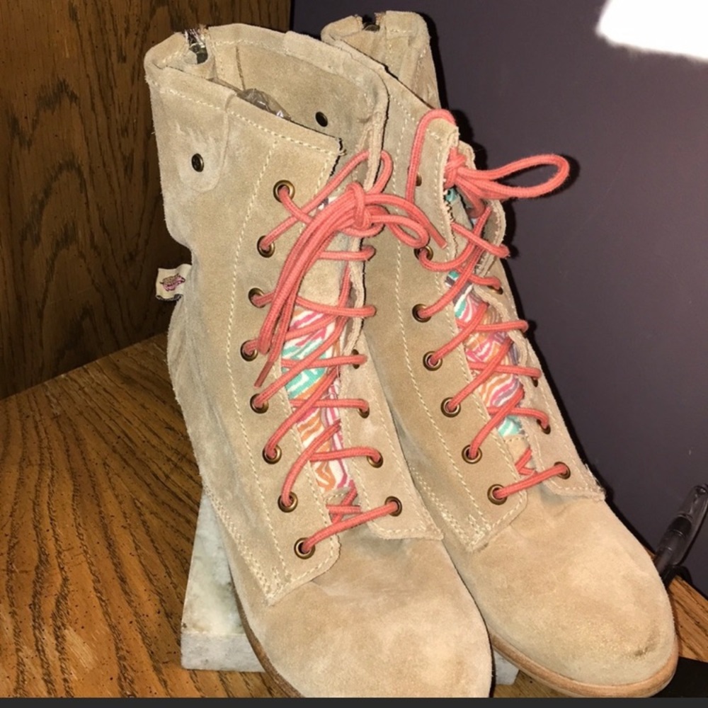 Coolway boots tan suede tie zip back